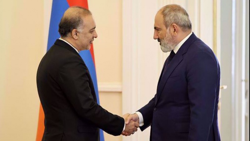  Armenischer Premierminister fordert aktive Kommunikation mit Iran in „schwieriger Zeit für die Region“