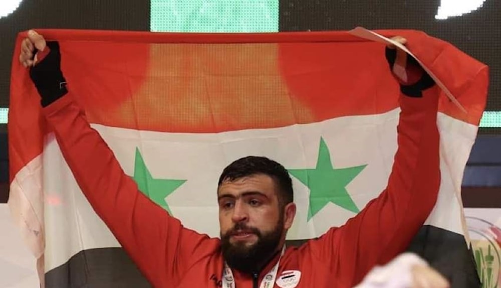 Суријалы идманчы ишғалчы сионист режим һакиминә ҝөрә Асија Ојунларындан имтина етди! Чинли азаркешләр идманычынын бу аддымыны алгышладылар