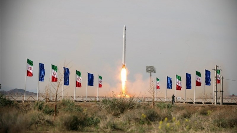 Media Zionis: Satelit Nour 3 Perkuat Iran di Ruang Angkasa Media Zionis: Satelit Nour 3 Perkuat Iran di Ruang Angkasa