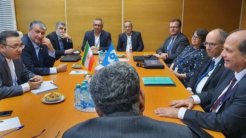 Консультации главы Организации по атомной энергии на полях пленарной сессии МАГАТЭ в Вене