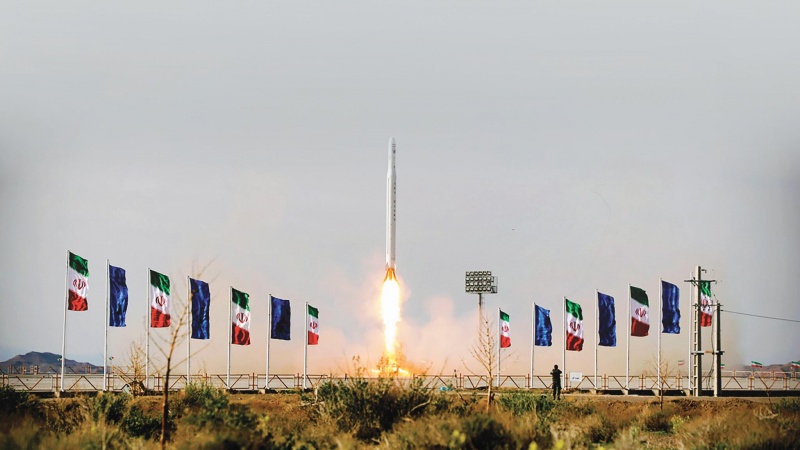 イスラエル紙「人工衛星・ヌール3はイランの宇宙開発能力を向上」