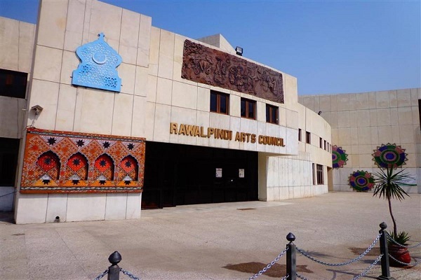 Calligraphy expo in Pakistan aims to spread message of love for Prophet