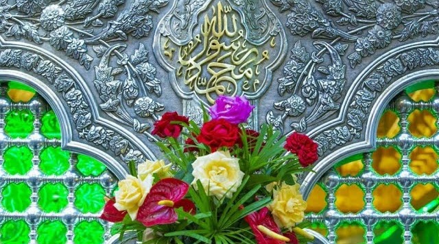 فيديو |ضريح الامام الحسين (ع) يتزين بالورود في ذكرى مولد النبي (ص) والإمام الصادق (ع)