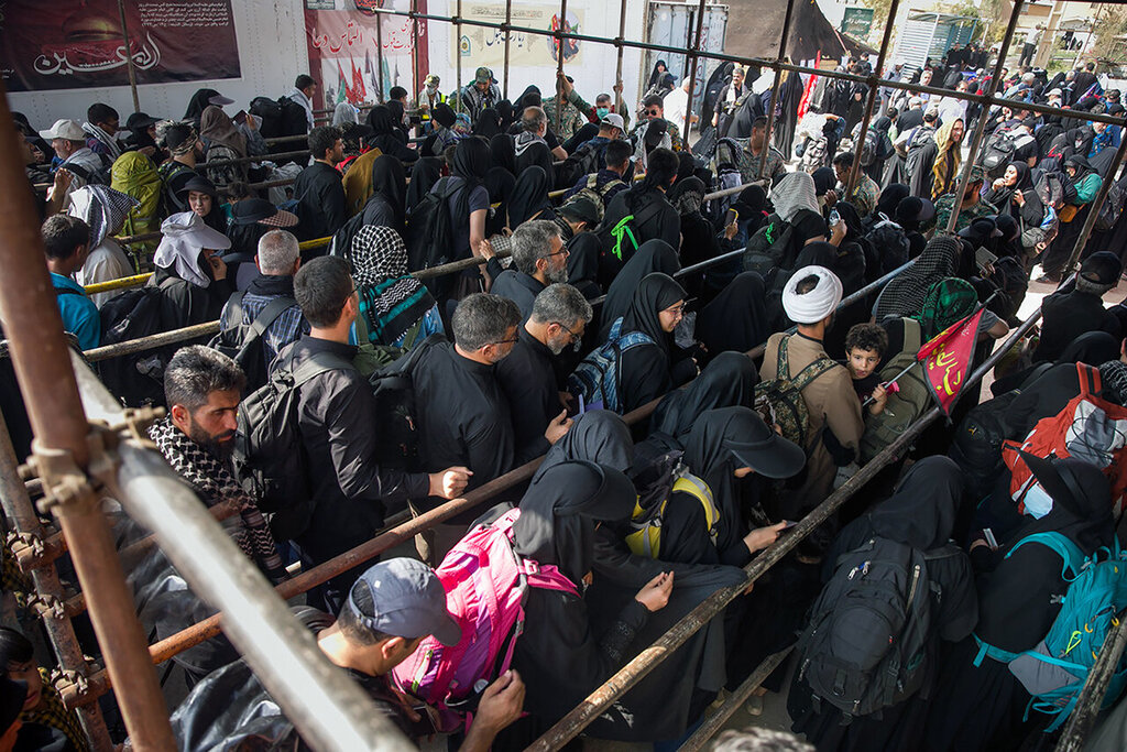 3.7 mn Arbaeen pilgrims left Iran for Iraq via 6 borders: Police spox