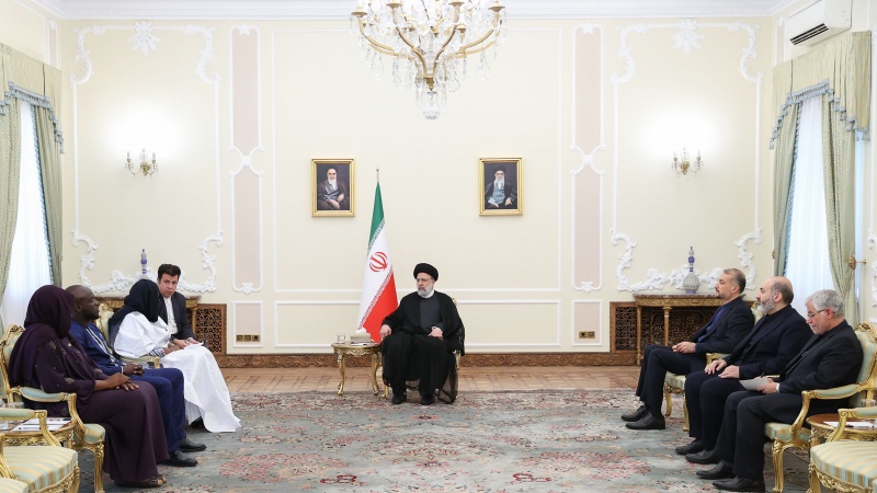  Di Tehran, Menlu Burkina Faso Bertemu Presiden Iran