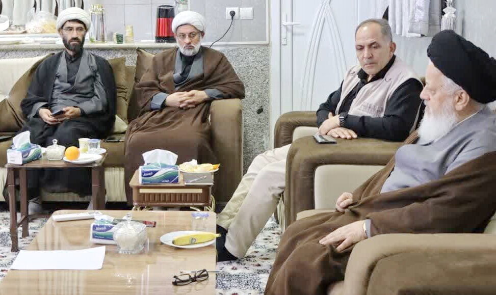 Rep. of Iran’s Leader in Iraq visits reconstruction headquarters of Imam Ali shrine in Najaf