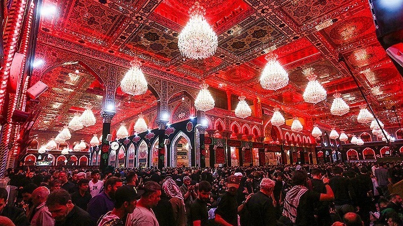  Arbain, Makam Imam Husein as Penuh Peziarah 