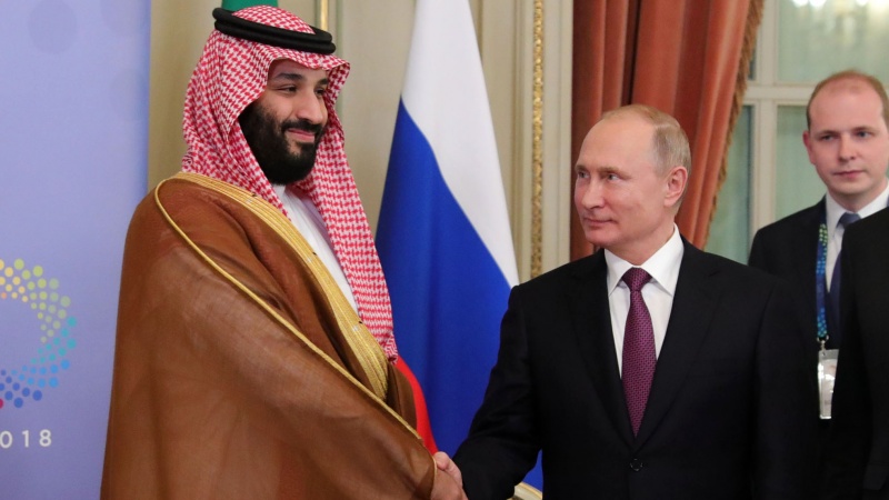  プーチン露大統領がサウジ皇太子と電話会談