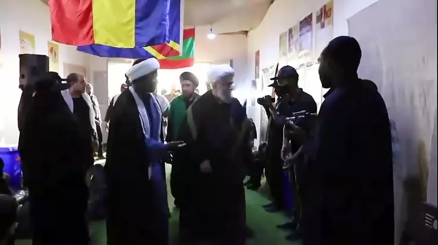 ویدیو | استقبال گرم اهالی موکب آفریقا در طریق‌الحسین(ع) از دبیرکل مجمع جهانی اهل‌بیت(ع)