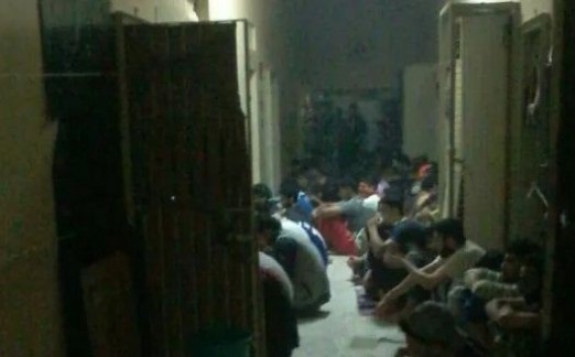 "نيويورك تايمز": عدد المضربين عن الطعام في مبنى واحد بسجن "جَوْ" أكبر من العدد الذي حدّدته الحكومة للسجن بأكمله