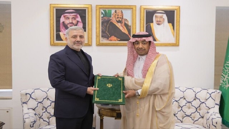  İran'ın yeni Riyad büyükelçisi Arabistan Dışişleri Bakanlığı protokol Genel Müdürü ile görüştü