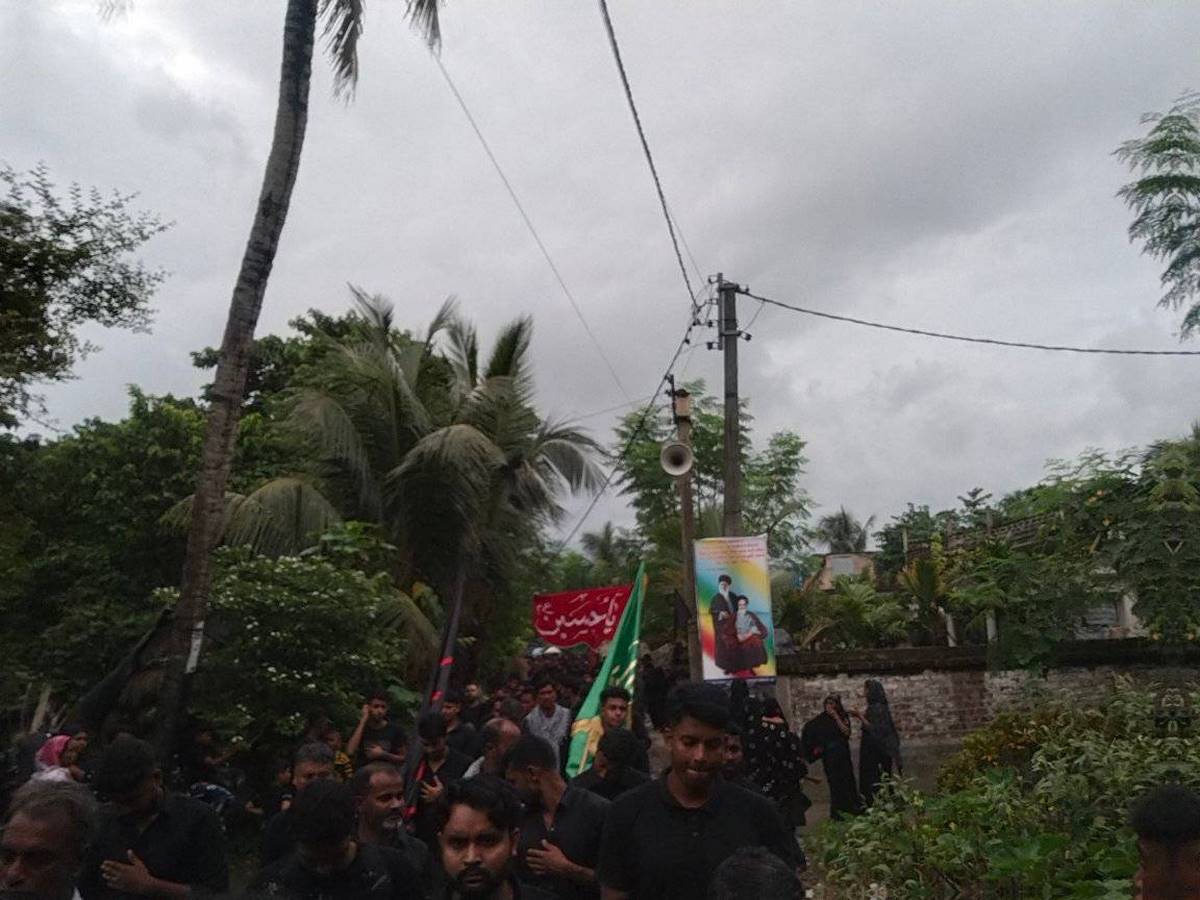 Video: Arbaeen Walk from Masia to Narikel Beria Karbala in West Bengal, India