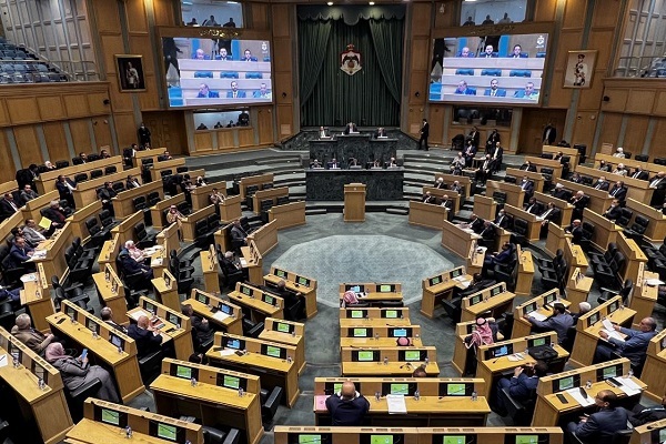  Jordan lawmakers demand expulsion of Israeli envoy