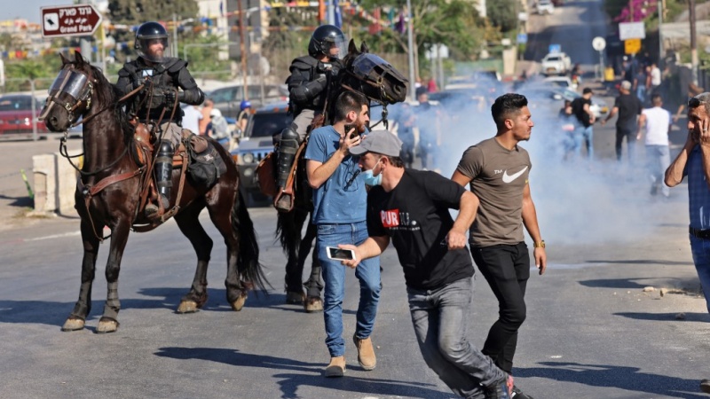  イスラエル軍との衝突によりパレスチナ人数十人が負傷