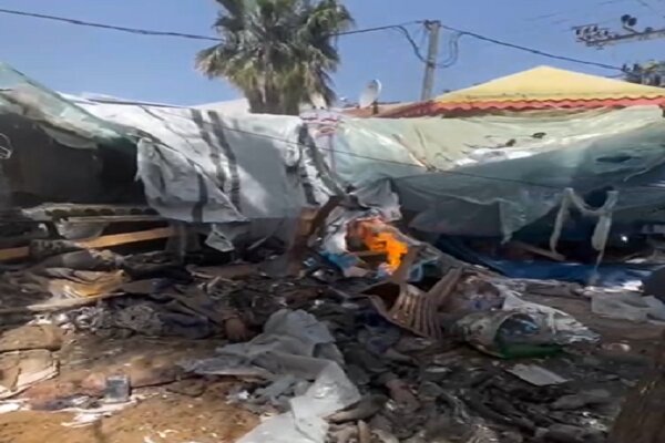 الاحتلال يرتكب مجزرة داخل أسوار مستشفى شهداء الأقصى في غزة