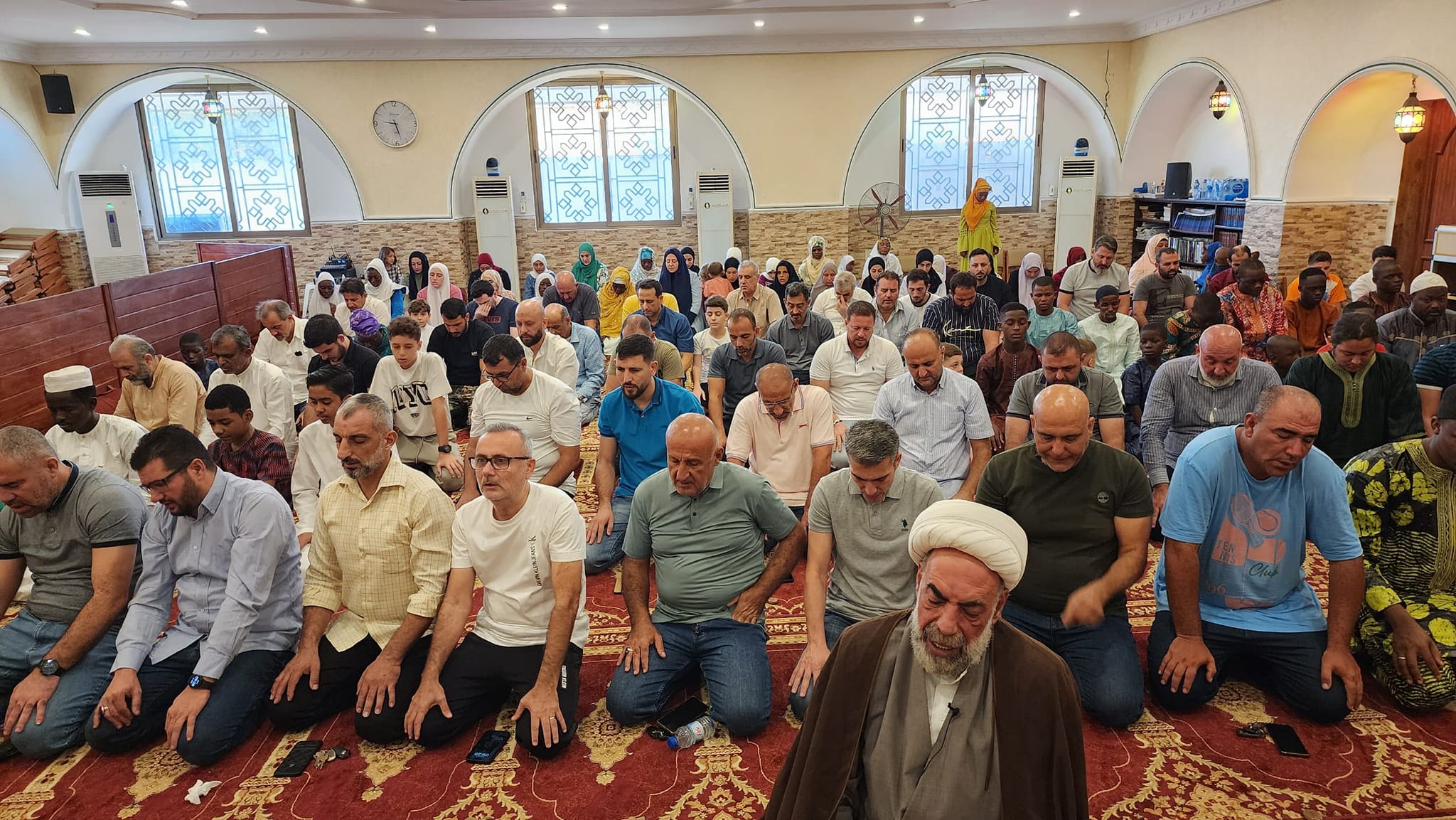 Rahoto Cikin Hotuna Saeed Fitr a Benin Islamic Center