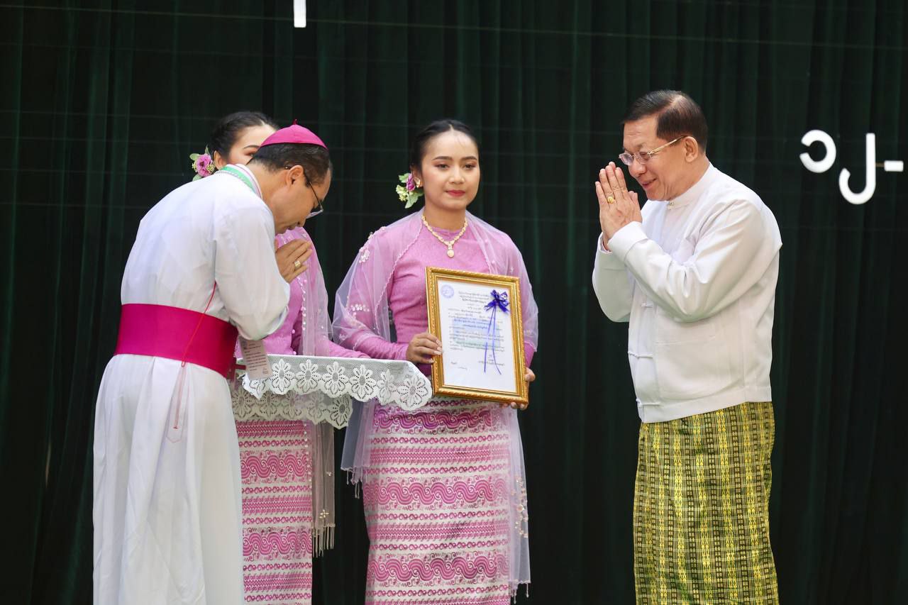 နေပြည်တော် ကို ဘာသာပေါင်းစုံ ကိုယ်စားပြု နေရာဖြစ်စေရေး ရည်ရွယ်၍ ဘာသာရေး ဆိုင်ရာ အဆောက်အဦများ ဆောက်လုပ်ရန်အတွက် မြေပေးမိန့်များထုတ်ပေး