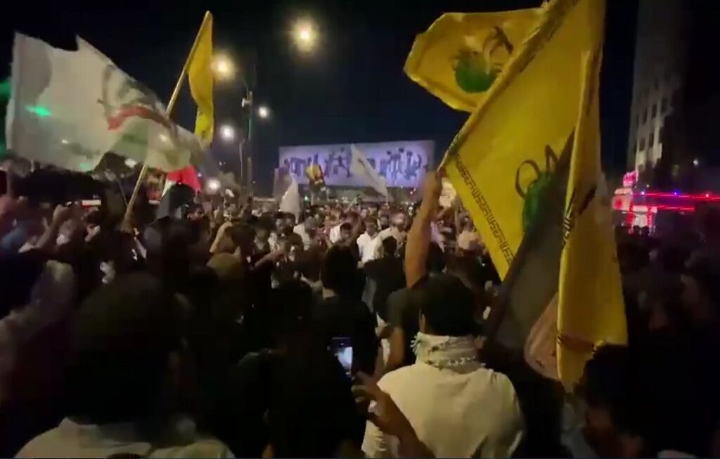 People in Karbala celebrate Iranian attack on Israel (+Video)