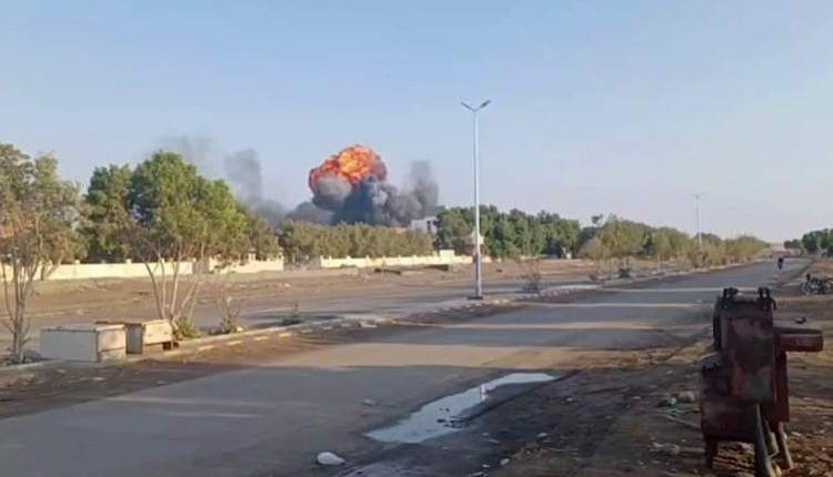  US-British coalition launches airstrike on Hodeida