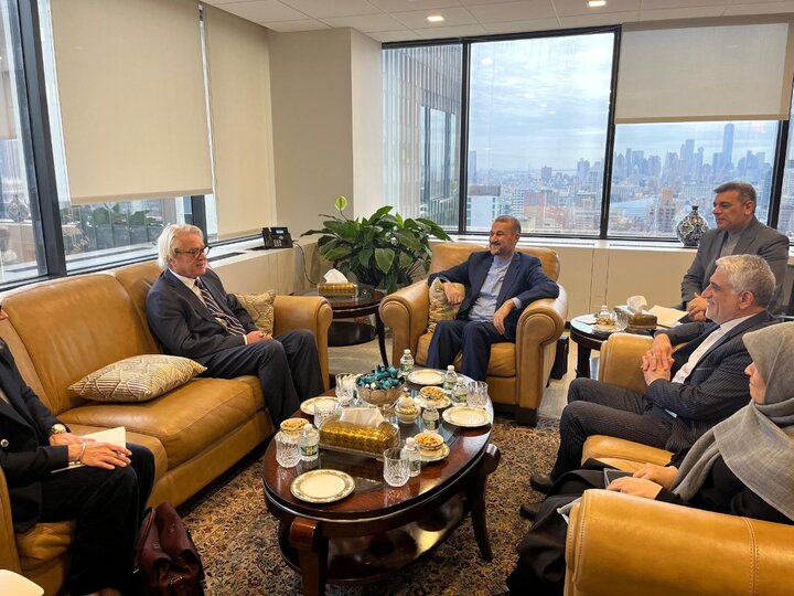 Iranian FM: Netanyahu out of control, must be restrained