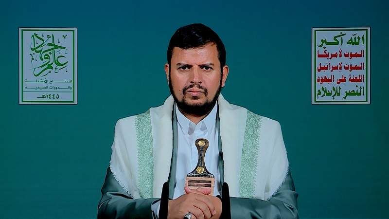 Ansarullah leader: Saudis removing Quran verses from textbooks to appease Zionists