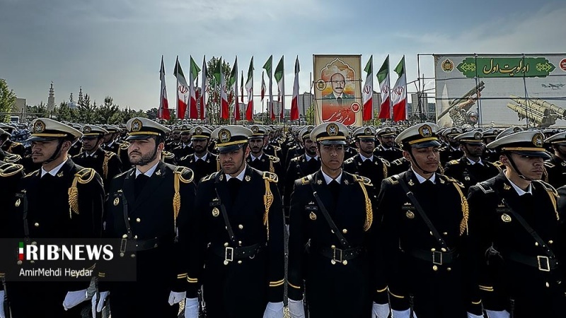Ein kürzer Blick auf die große Armee Irans