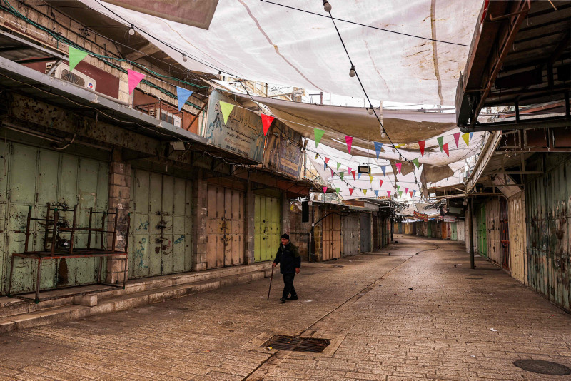 Hamas calls for general strike in West Bank after Israeli raid on refugee camp