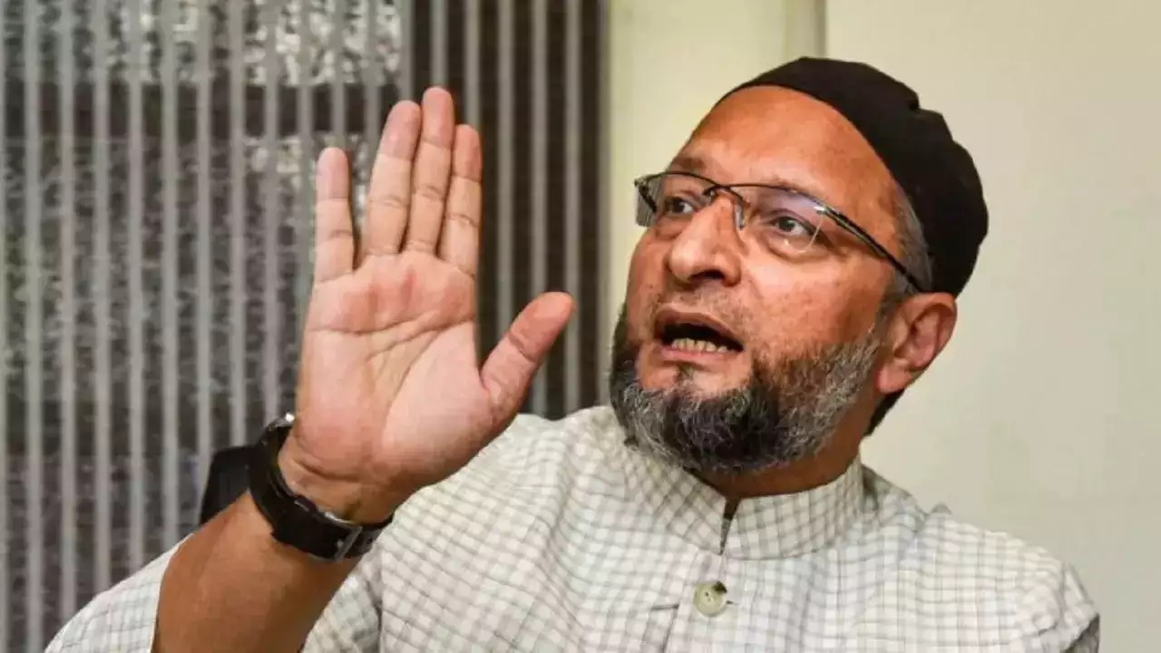 ओवैसी ने मुस्लिम महिलाओं के लिए माँगा आरक्षण