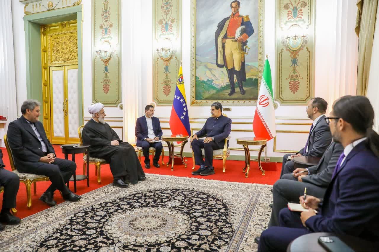 Ayatollah Ramazani: Pagkakatuwiran, espirituwalidad at katarungan; tatlong panig ang kaisipan ng Shiah para simulan sa mga turo ng AhluBayt (as) + Mga larawan