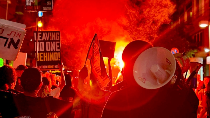 Hundreds of protesters march in Tel Aviv calling for immediate deal with Hamas
