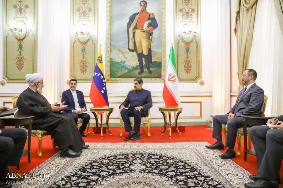 Photo d'actualité / Rencontre de l'ayatollah Ramezani avec le président du Venezuela