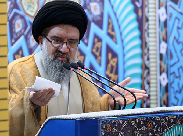 آية الله خاتمي: سوف يتلقى الصهاينة صفعة أشد إذا ارتكبوا خطأ مرة أخرى