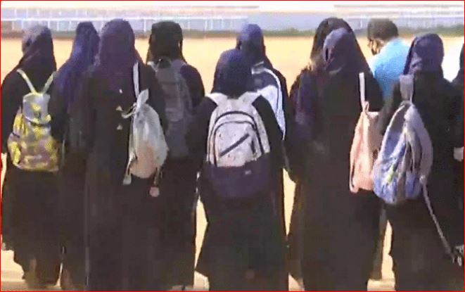 न्यू फ्रेंड्स कॉलोनी के मार्बिया कैफे में हिजाब के साथ एंट्री नहीं