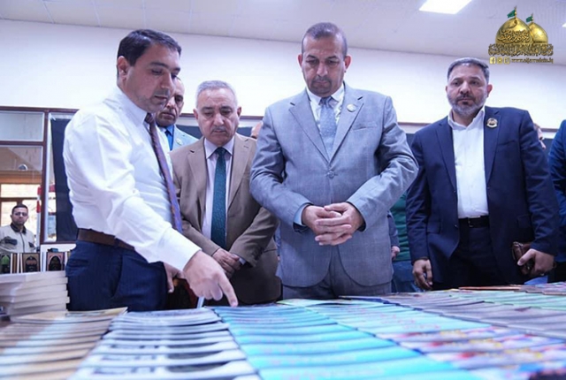  إقامة معرض فني للعتبة الكاظمية المقدسة في أروقة الجامعة التقنية الوسطى + صور