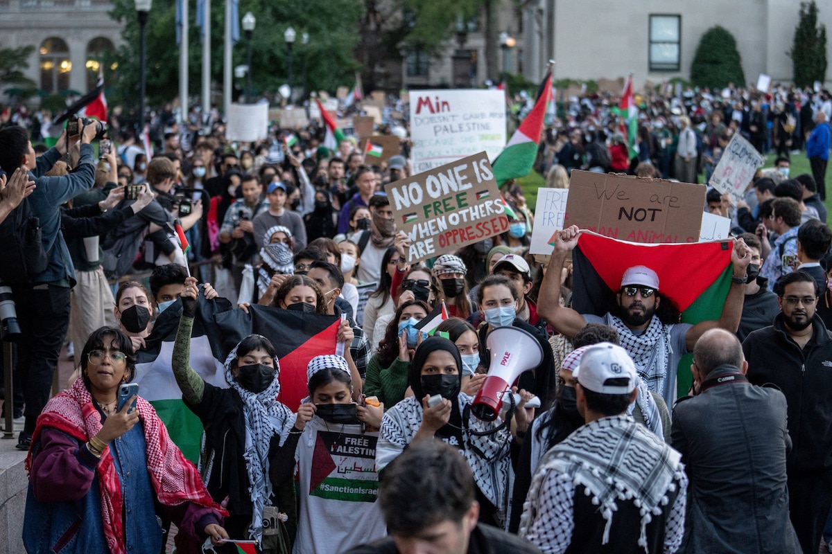 Pro-Israel Columbia Univ suspending pro-Palestine students