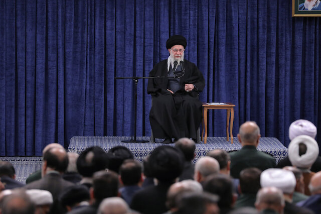 Imam Khamenei: Ang Pandaigdigang Araw ng al-Quds ngayong taon ay magiging isang internasyonal na sigaw laban sa pag-agaw ng rehimeng Zionista