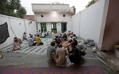 دادگاه عالی هند حکم ممنوعیت فعالیت مدارس اسلامی در اوتارپراداش را تعلیق کرد