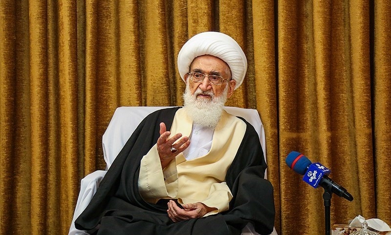 آیت‌الله نوری همدانی: بعضی از برنامه‌های صدا و سیما مسلم خلاف شرع است
