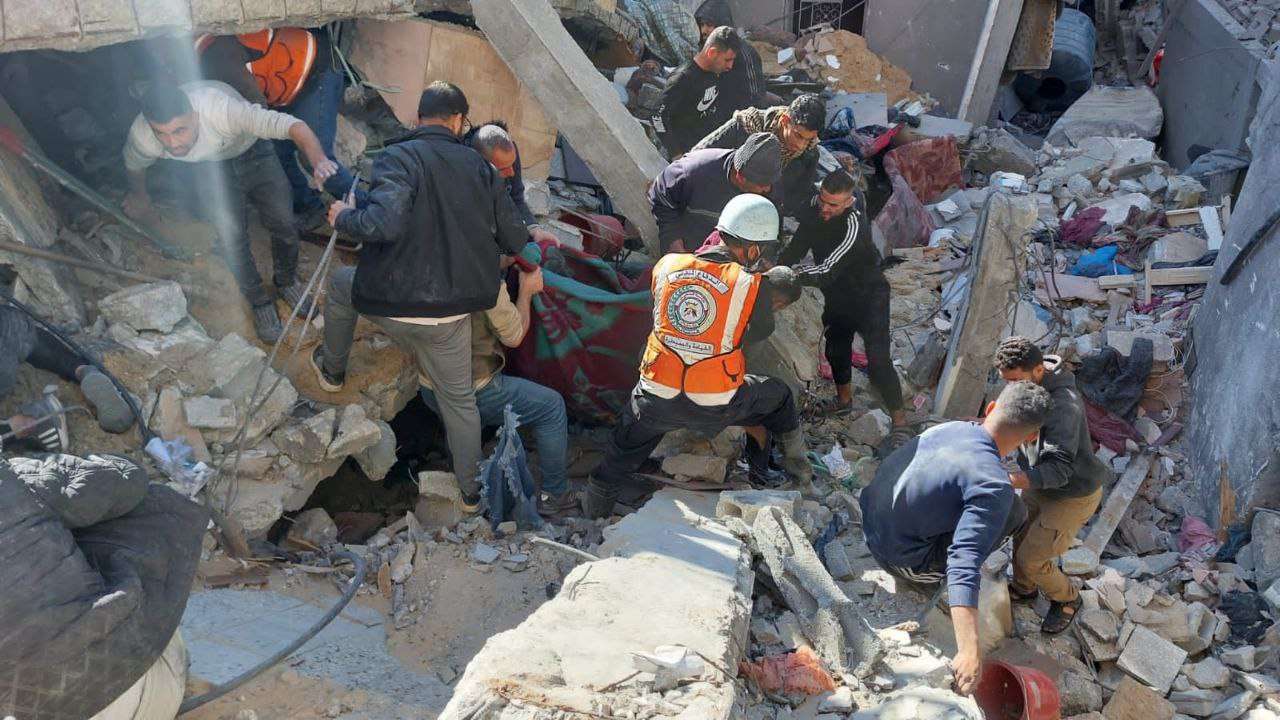 Gaza death toll surges to 33,207 martyrs