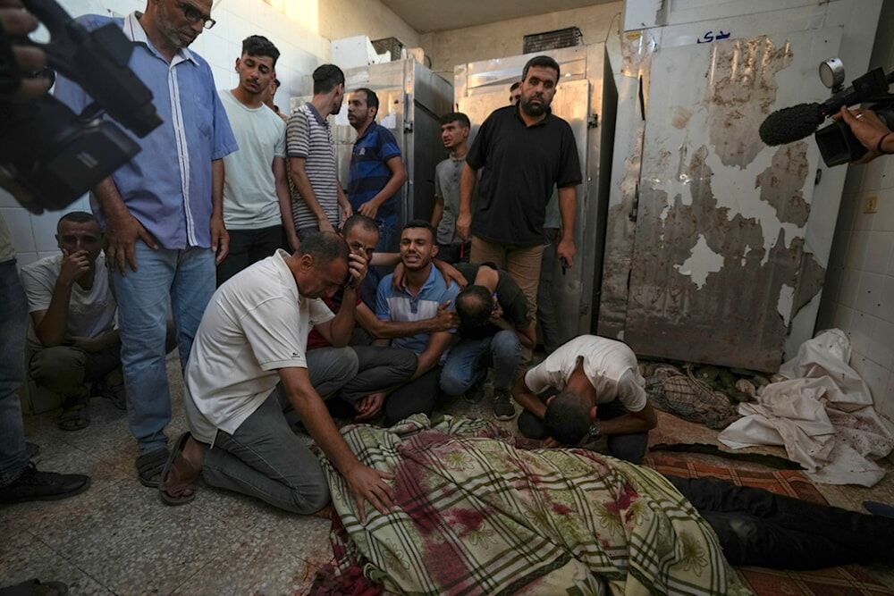 Falasdinawa Sama Da 100 Su Kai Shahada Yayin Da Suke Sallar Asubah A Wani Harin Sama Da Isra’ila Ta  Kai A Wata Makaranta A Gaza + Bidiyo