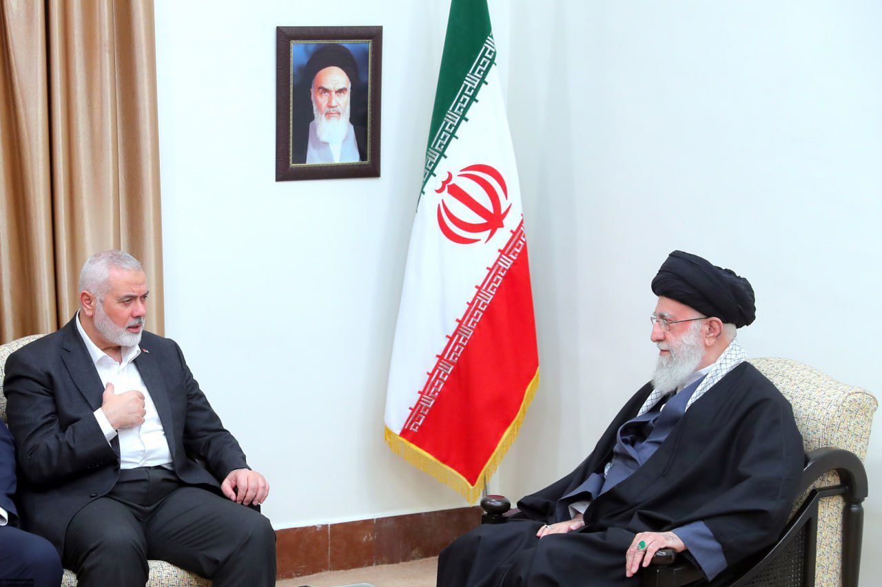 Imam Khamenei praises comments by Haniyeh’s daughter-in-law about martyred Palestinian official