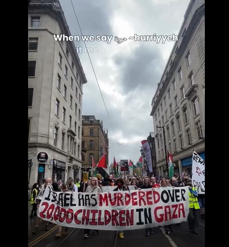 Video: Hundreds of activists in Manchester calling for Gaza ceasefire and end to Israeli bloodbath