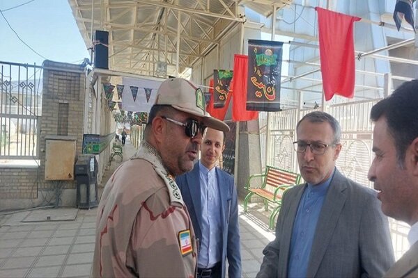 Iran consul general in Sulaymaniyah visits Bashmaq border gate during Arbaeen