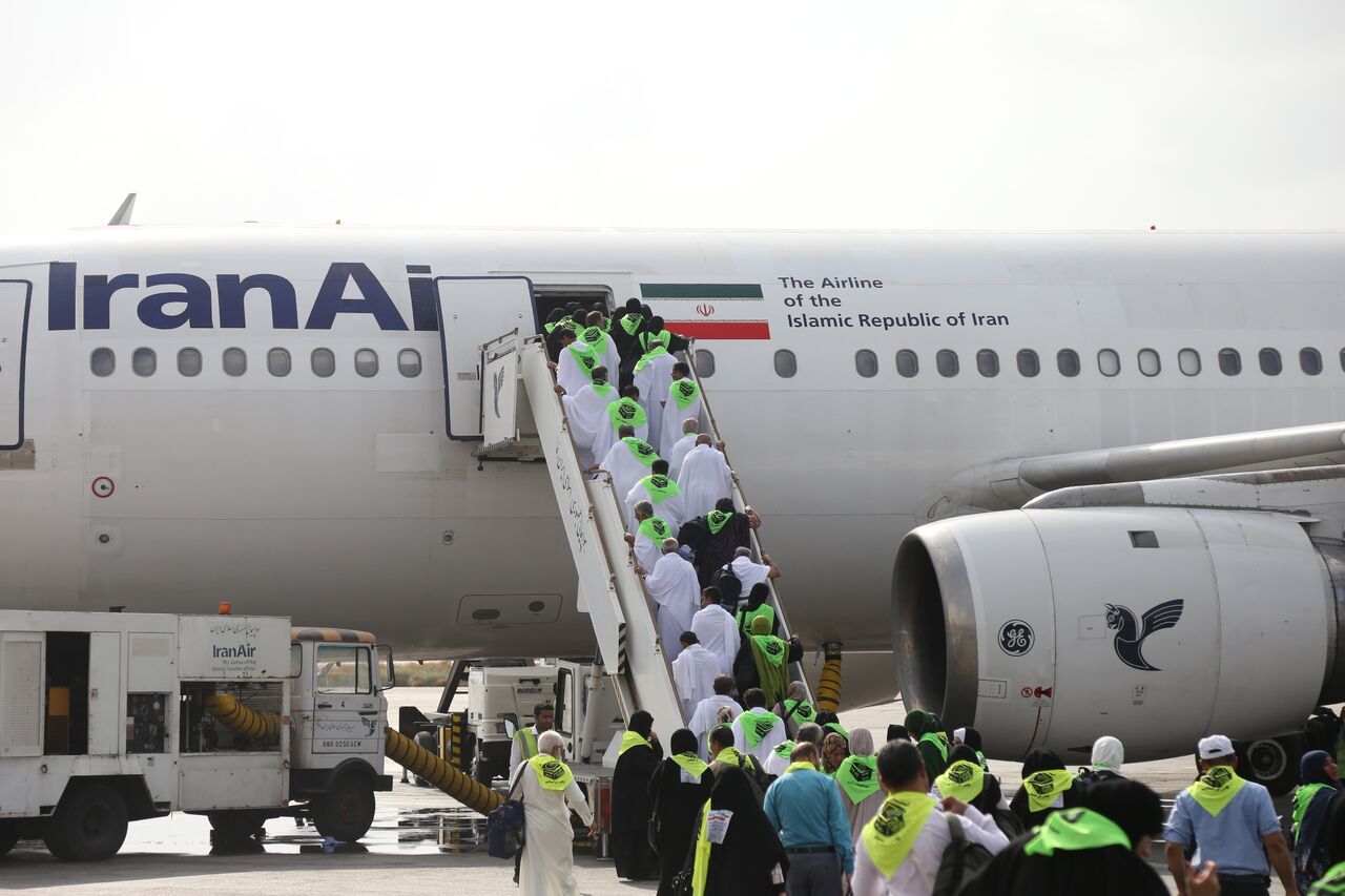 Iran waiting for flight permits to start Umrah trips: Official
