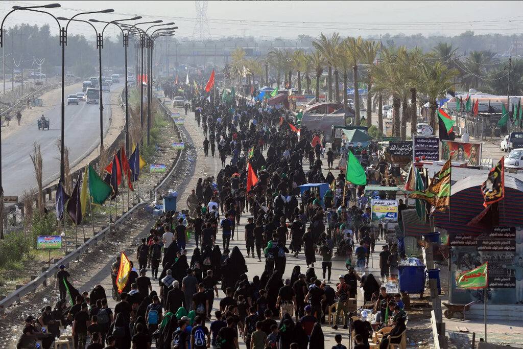 Almost 3 million Iranians complete registration to take part in Arbaeen procession