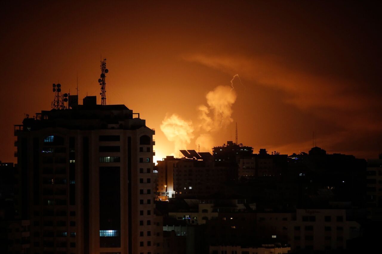 At least 14 martyrs, 16 injured in fresh Israeli attack on Gaza