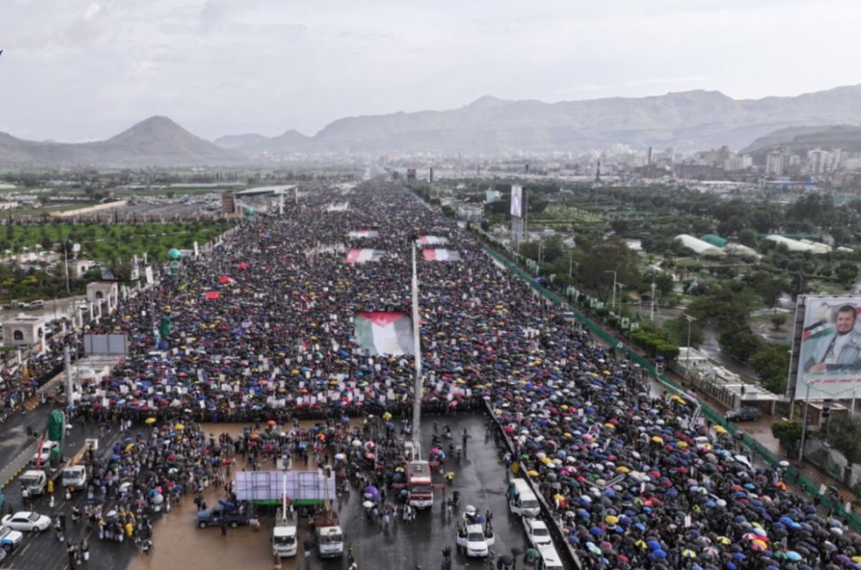 مَسيرات اليمن المليونية تدعو محور المقاومة إلى "ردّ مزلزل": غزة معيار الإنسانية