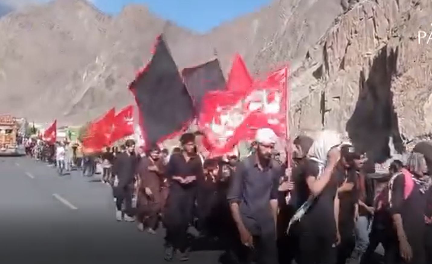 Video: Arbaeen walk from Nagar to Gilgit, Baltistan, Pakistan 1446-2024