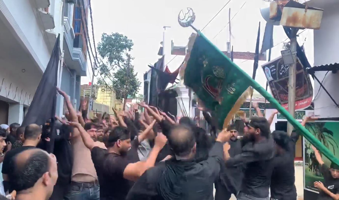 Video: Arbaeen mourning procession in Naugawan Sadat, Uttar Pradesh, India 1443-2024