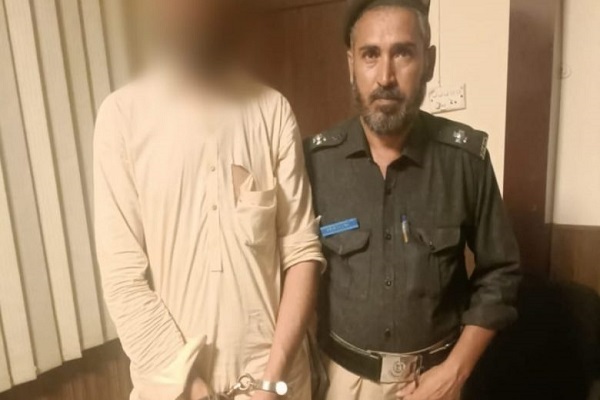 Man arrested in Pakistan for Quran desecration